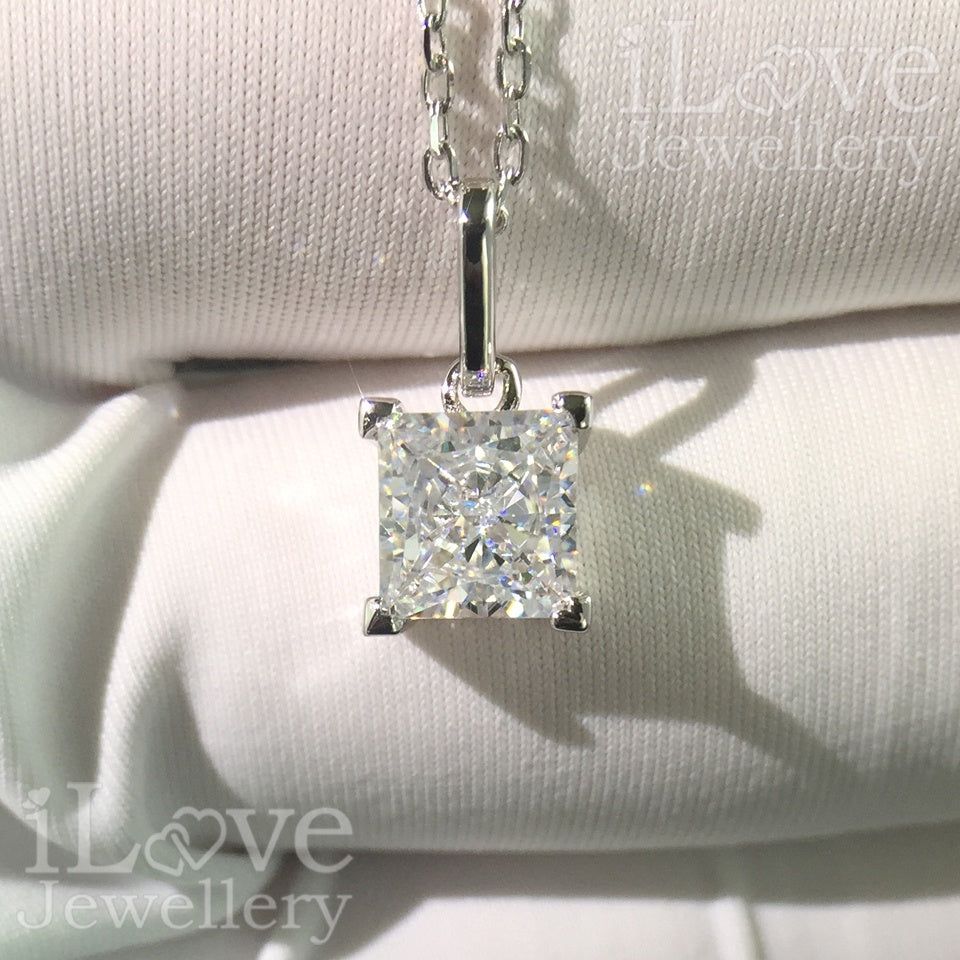 Starburst Princess Sparkle Solitaire Necklace ILN007