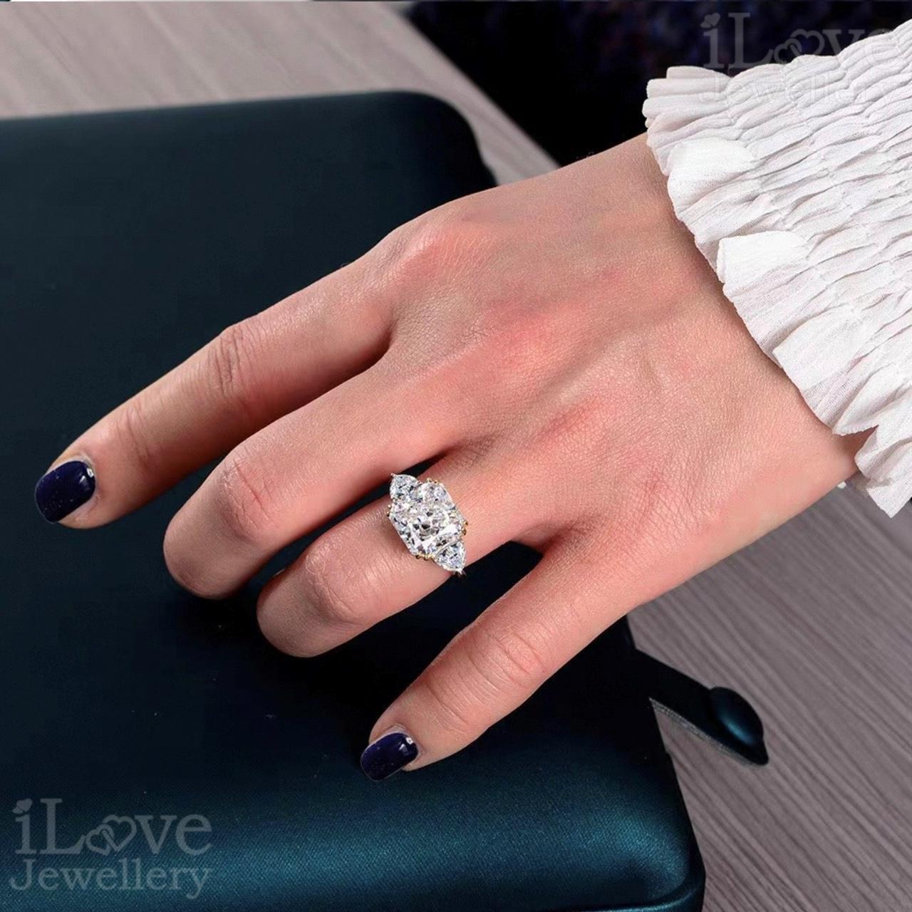 Crown Radiance Trilogy Ring ILR009 White