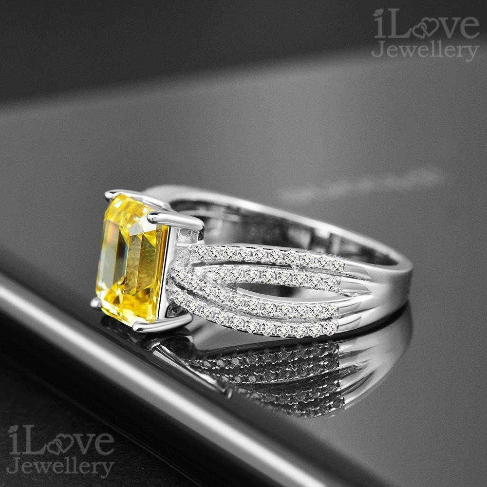 Golden Radiance Emerald-Cut Ring ILR008