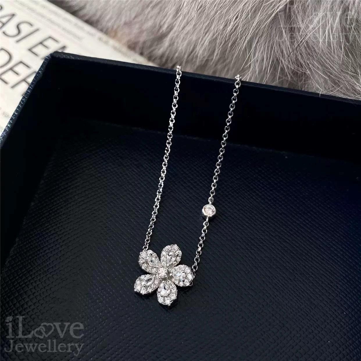 Blossom Petal Bracelet ILB003