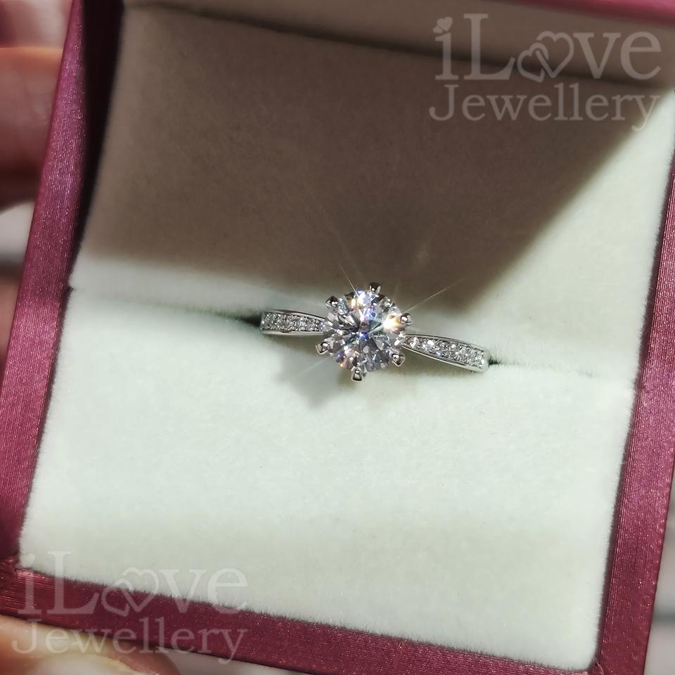 Round Cut Solitaire Moissanite Ring ILR209