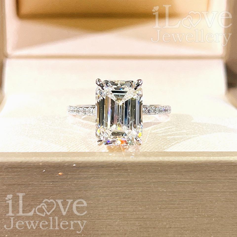 Emerald-Cut Solitaire Ring with Pave Band ILR025