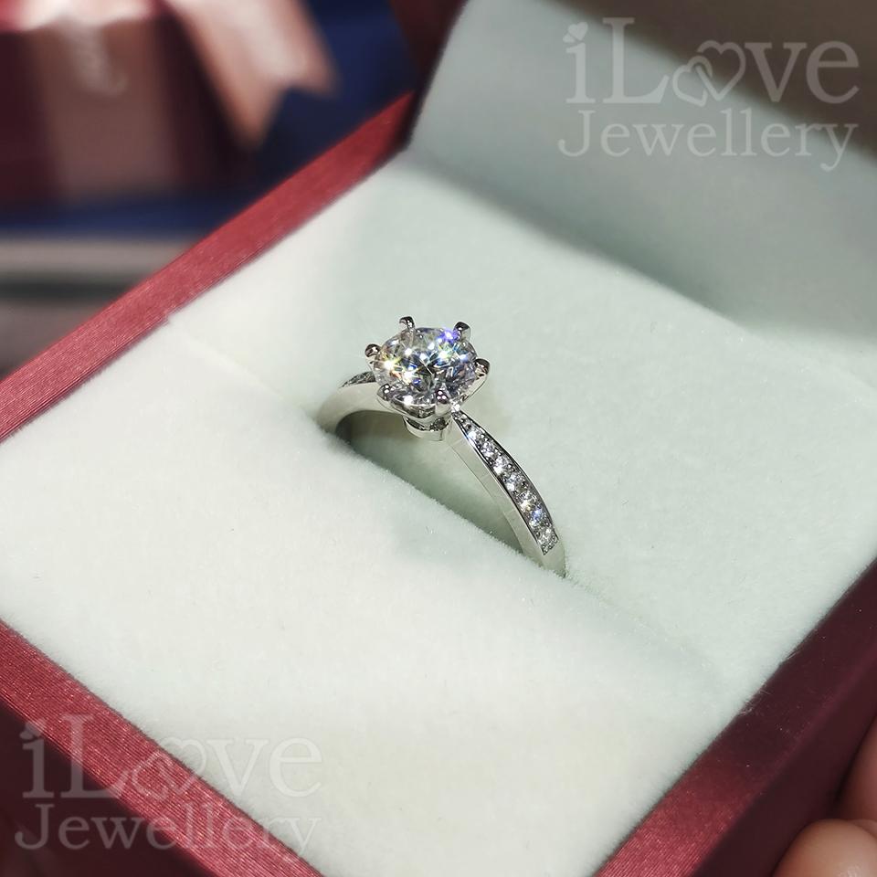 Round Cut Solitaire Moissanite Ring ILR209