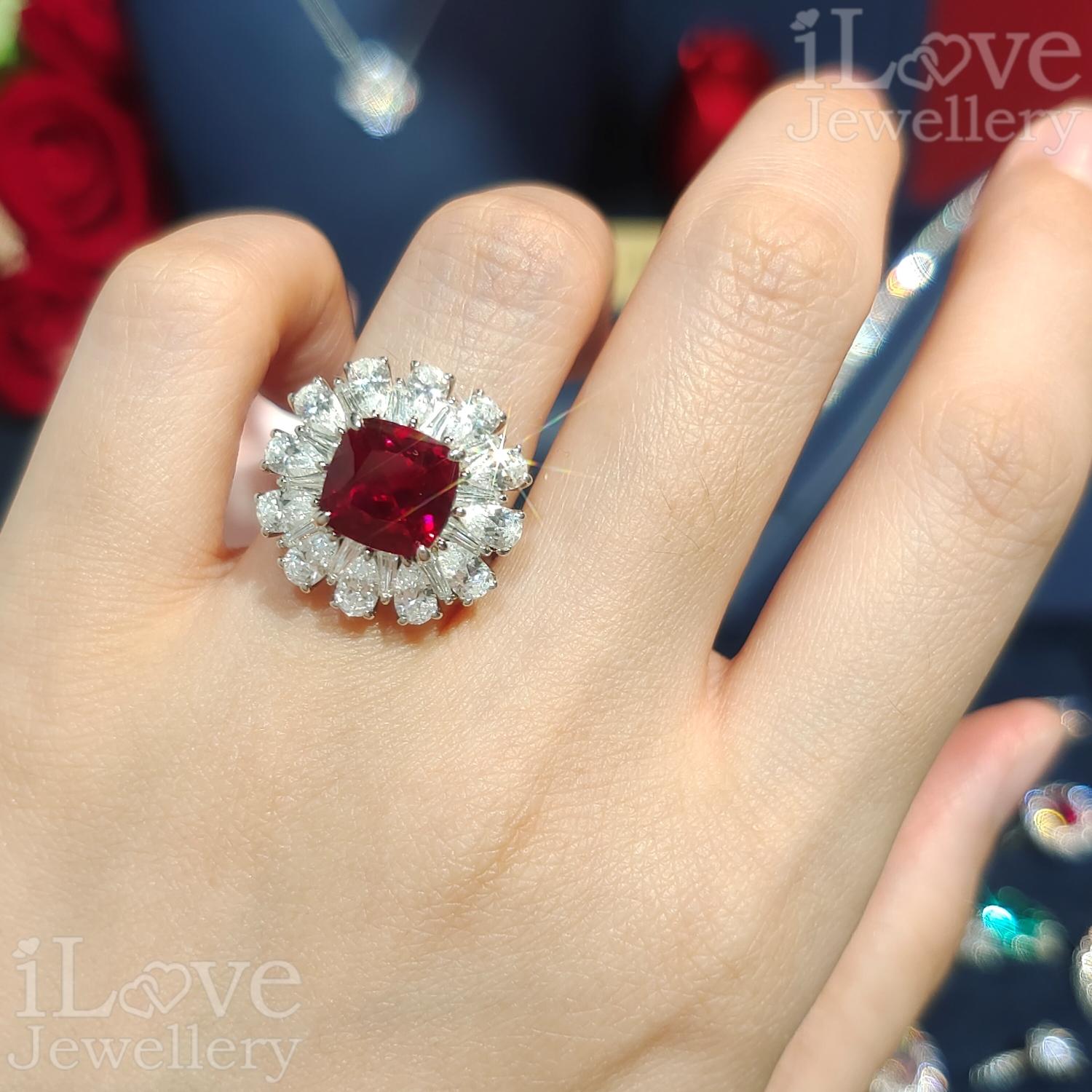 Ruby Red Halo Ring ILR044