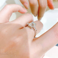 Emerald Cut Ring with Side Stones ILR061