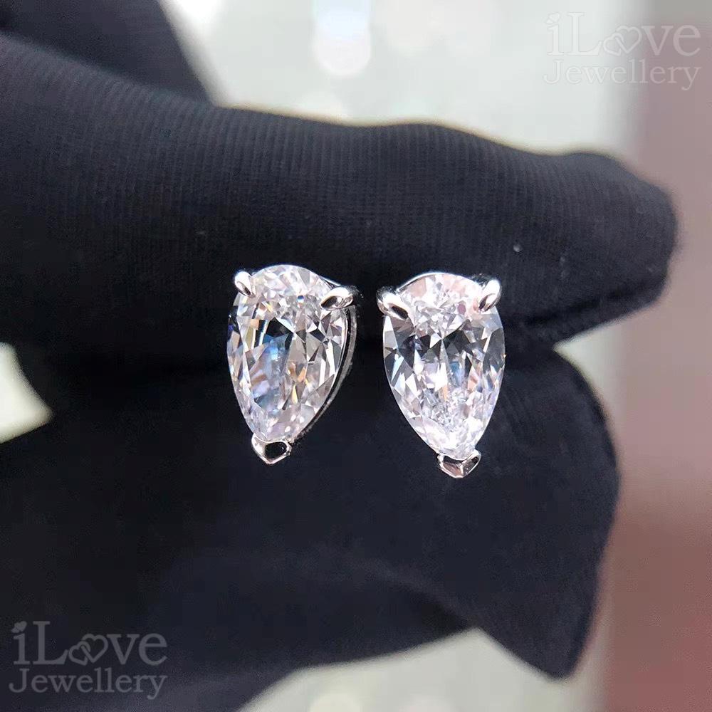 Tear of Joy Pear-Cut Stud Earrings ILE004