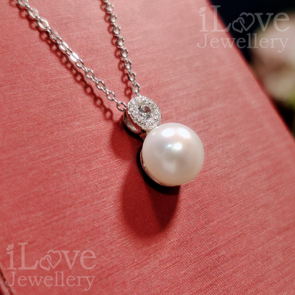 Moon Drop Pearl Necklace ILN103